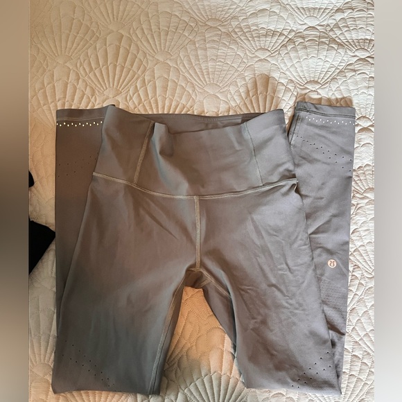 Lululemon Zoned In Tight 27” - Picture 4 of 7